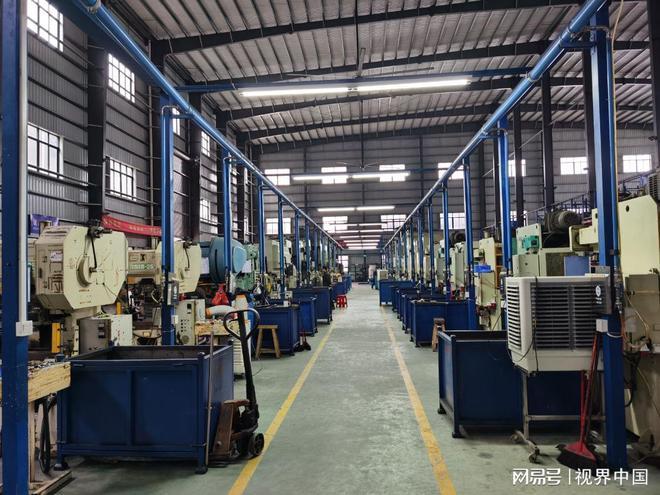 媒体深度报道中国工匠企业精神的广东史特牢紧固件超级工厂